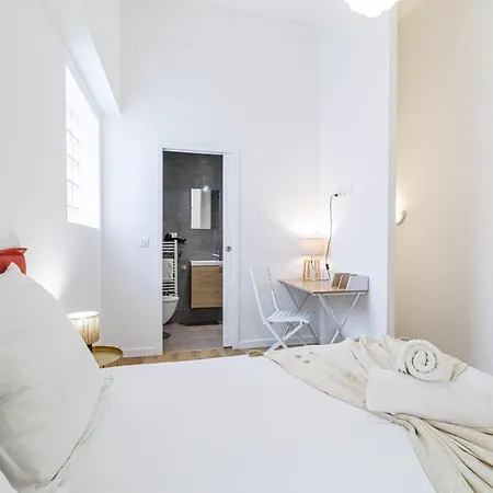 1 Bdr Duplex Downtown - Ac 아파트 *